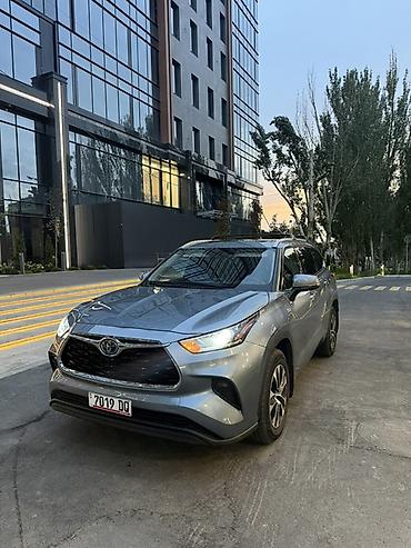 тоета: Toyota Highlander: 2022 г., 2.5 л, Автомат, Гибрид, Кроссовер — 1