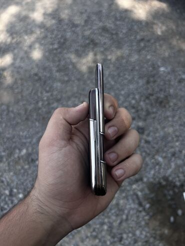 nokia e60: Nokia 8, rəng - Qəhvəyi, Düyməli