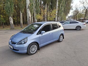 капот fit: Honda Fit: 2003 г., 1.3 л, Вариатор, Бензин