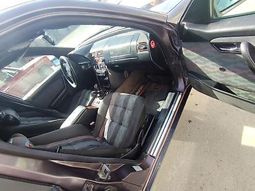 275 40 22: Mercedes-Benz C-Class: 1.8 l | 1995 il Sedan — 3