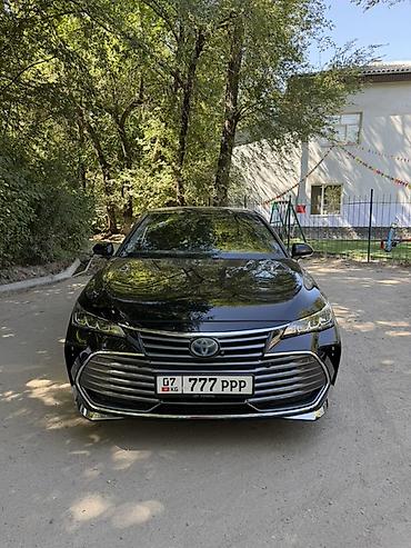 селика: Toyota Avalon: 2018 г., 2.5 л, Вариатор, Гибрид, Седан — 3