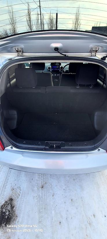 Toyota: Toyota ist: 2003 г., Автомат, Бензин, Хэтчбэк — 5