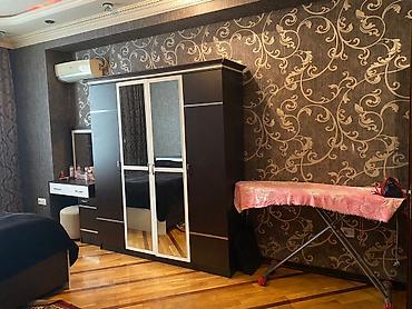 Uzunmüddətli kirayə mənzillər: 20 yanvar metrosuna 3deq mesafede 17/15,tam3otaqlı super menzilde 2qız — 3