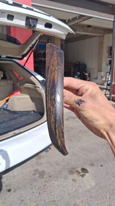 я ищу работу бишкеке: Талап кылынат Унаа боёгуч - Уста, Кирешеден пайыз, Тажрыйбасы 5 жылдан жогору