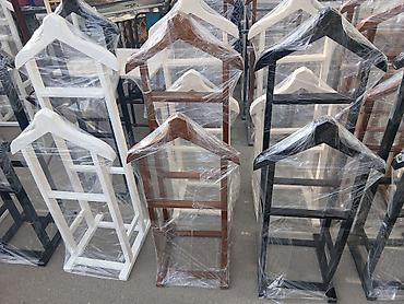 Ev üçün digər mebel: Bu, paltarların səliqəli saxlanması üçün nəzərdə tutulmuş taxta — 12