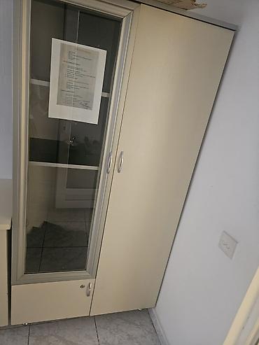 Ofis mebeli: Ofis mebel dəsti Tərkib: - İş masası: geniş iş səthi, solda 4 — 1