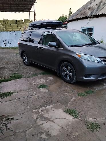 ред: Toyota Sienna: 2014 г., Минивэн — 3