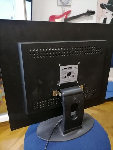 Monitori: Monitor IVORY dijagonala ekrana oko 44 cm
Ispravan dobar
 Mirjevo — 8
