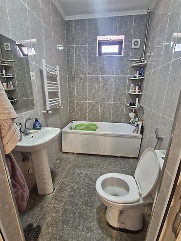 Günlük kirayə mənzillər: 3 otaqlı -da lalafo.az — 4 Günlük kirayə mənzillər: 3 otaqlı — 4