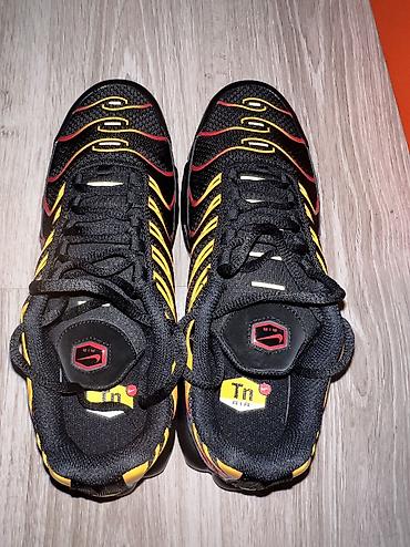 nike tn papuce: NIKE TN Air Max Plus Black Gold Red br.41 cm 26 NOVO
DM — 7