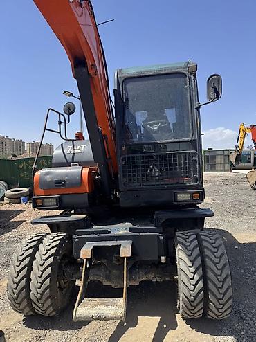 Экскаваторы: Экскаватор, Колесный — 1