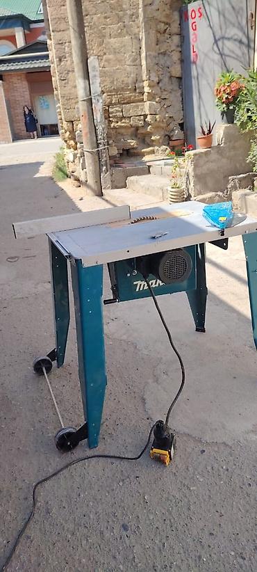 İstehsal avadanlığı: Makita stolüstü dairəvi mişar + sənaye tipli tozsoran komplekti - — 1