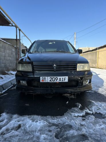 Mitsubishi: Mitsubishi Space Wagon: 1998 г., 2.4 л, Автомат, Бензин, Минивэн