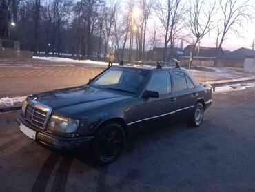 Mercedes-Benz: Mercedes-Benz 220: 1987 г., 2 л, Механика, Дизель, Седан