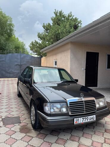 продам срочно машину: Mercedes-Benz W124: 1990 г., 2 л, Механика, Бензин, Седан