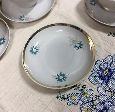 Наборы посуды: ДУЛЁВО! 2 сервиза! Сервантное хранение! В горошек-5 чашек+6 блюдец — 9