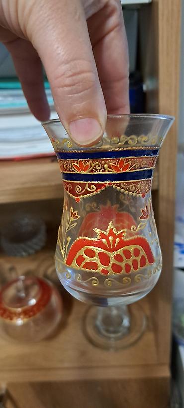 Armudu stəkanlar, rəng - Qızılı, Şüşə, 1 əd lalafo.az -da Armudu stəkanlar, rəng - Qızılı, Şüşə, 1 əd