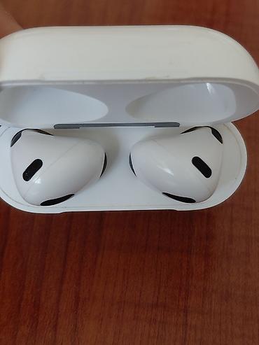 eirpods: Apple AirPods (3-cü nəsil) naqilsiz qulaqlıqlar tamamı ilə səsi — 6