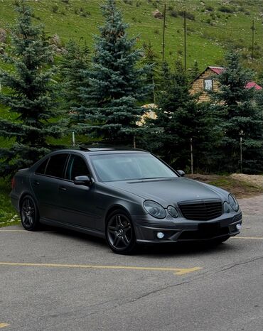 Mercedes-Benz: Mercedes-Benz E-Class: 2003 г., 5 л, Автомат, Бензин, Седан