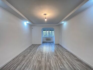 Продажа квартир: 3 комнаты, 65 м², Индивидуалка, 1 этаж, Евроремонт