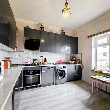 Həyət evləri və villaların satışı: Satılır: həyət evi - Planlaşdırma: geniş zal, ayrı mətbəx, bir — 3