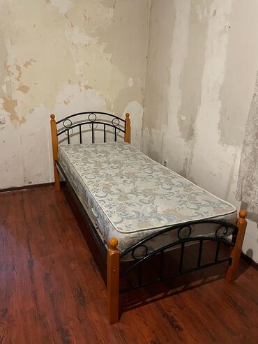 �������������� �� �������������� в Кыргызстан | Кровати: Продаю кровать в хорошем состоянии! 2м длина, 96 см ширина