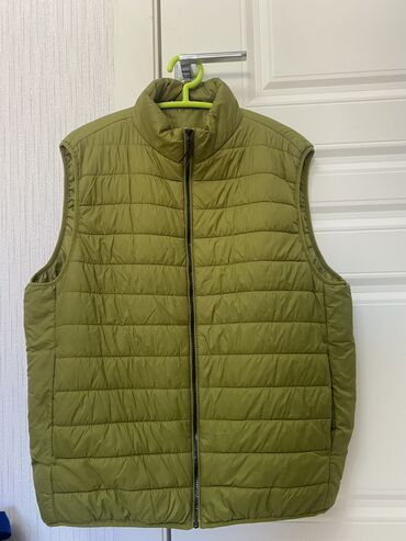 zara куртки: Куртка XL (EU 42), цвет - Зеленый