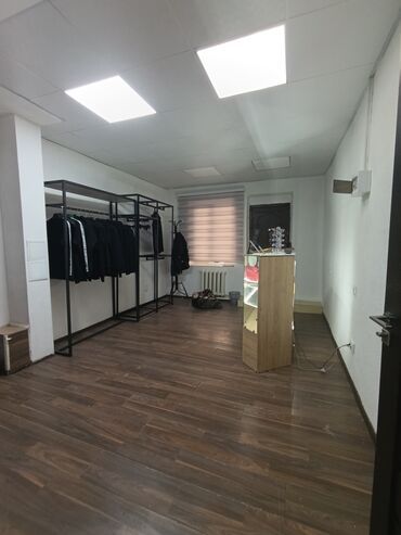люксембург трасса: Продаю Офис 47 м², С ремонтом, Многоэтажное здание, 1 этаж