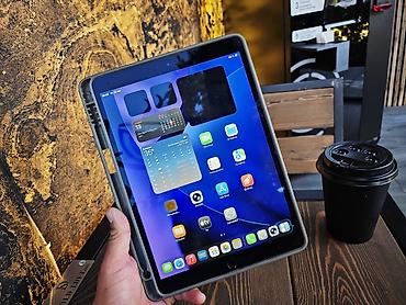ipad обмен: Планшет, Apple, память 64 ГБ, 9" - 10", Wi-Fi, Б/у, Классический цвет - Серый — 1