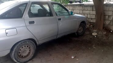 LuAZ: VAZ (LADA) 2112: 1.5 l | 2002 il Sedan