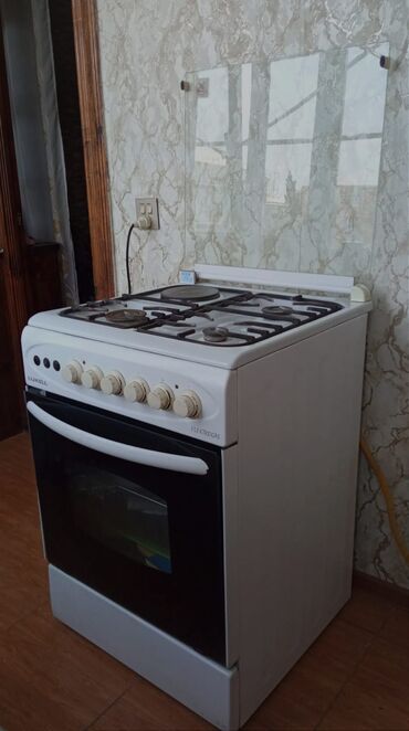 Кухонные плиты и варочные поверхности: Плита Комбинированная, Отдельностоящая, 4 конфорки