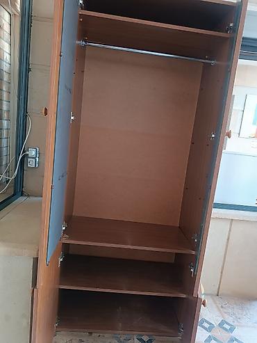 Mebel: İşlənmiş, 2 qapılı, Güzgülü, Qəhvəyi, Taxta, Açılan, Düz dolab — 4