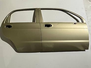 Другие детали кузова: Кузовные детали - Ассортимент: капоты, крылья, двери (в т.ч — 7