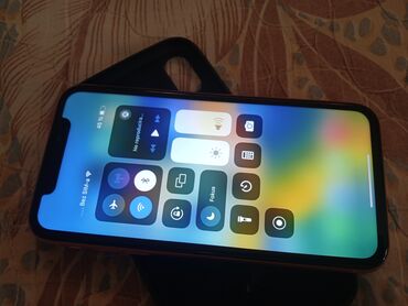 Electronics: IPhone Xr, 64 GB, Coral