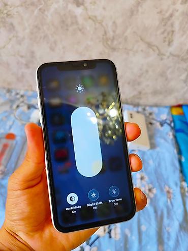 apple 16e: IPhone 11, Б/у, 128 ГБ, Белый, Коробка, 73 % — 10