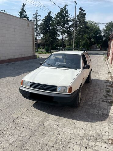купить автомобиль маз в бишкеке: Volkswagen Polo: 1990 г., 1.1 л, Механика, Бензин, Хэтчбэк