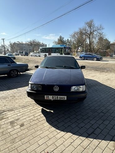 Volkswagen: Volkswagen Passat: 1992 г., 1.8 л, Механика, Бензин, Седан — 4