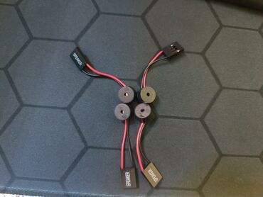 hyperx cloud core: Speaker для компьютера, в наличии 4 штуки все рабочие при покупке всех