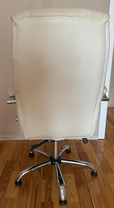 Ofis mebeli: Ergonomik ofis kreslosu – krem rəng - Rahat oturma və bel dəstəyi — 2