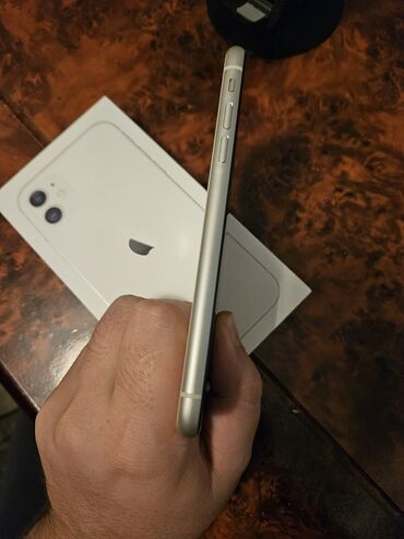 Apple iPhone: IPhone 11, 128 GB, Ağ, Face ID — 3