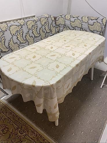 study table: Шикарный раздвижной стол . Стеклянная шикарная поверхность.В закрытом — 4