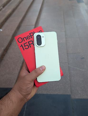 Уюлдук телефондор жана аксессуарлар: OnePlus 15R, Колдонулган, 256 ГБ, 2 SIM — 2