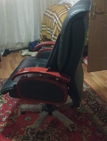 детский компьютерный стул кресло: Б/у, Кожа