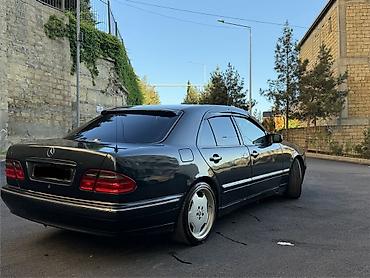 w210 duman: Mercedes-Benz E-Class: 2.7 l | 2000 il Sedan — 4