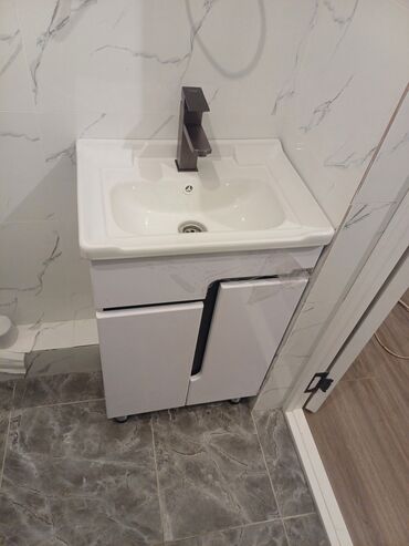 Монтаж и замена сантехники: Монтаж и замена сантехники Больше 6 лет опыта — 7