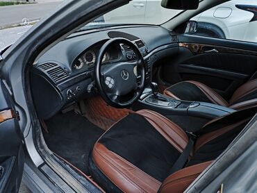 лобовое стекло на мерс 124: Срочно!!! продается Меrcedes-Benz W211,2003года выпуска.С бензиновым