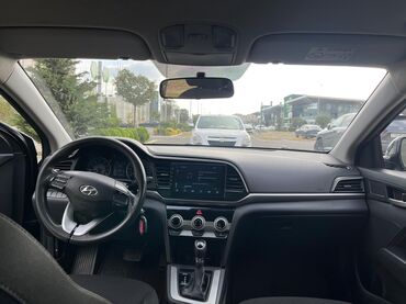 Hyundai: Hyundai Elantra: 1.6 l | 2019 il Sedan — 4