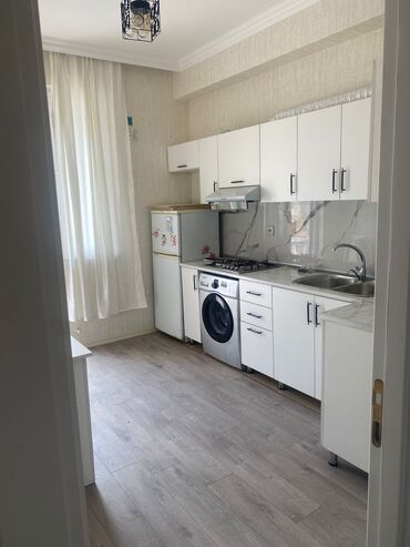 xacmaz ev satilir: Xırdalan şəhəri, Kristal Abşeron 1 yaşayış kompleksində yerləşən, 16