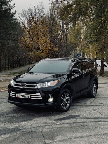 черная toyota: Toyota Highlander: 2019 г., 3.5 л, Автомат, Бензин, Кроссовер