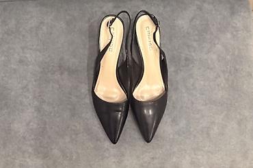 foot patch: Кожаные slingback — чёрные туфли с открытой пяткой Элегантные — 2